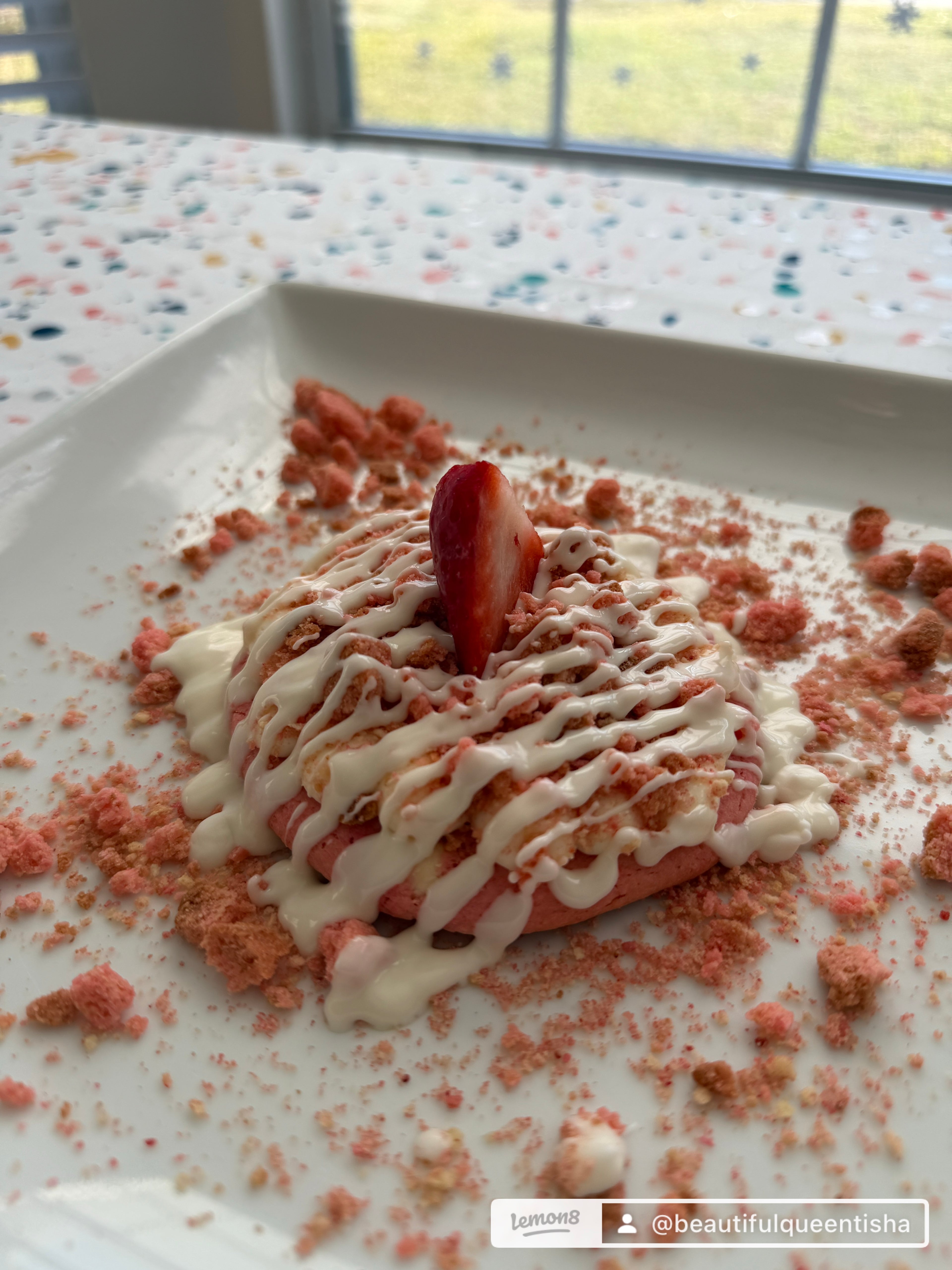 Strawberry Cheesecake Cookie